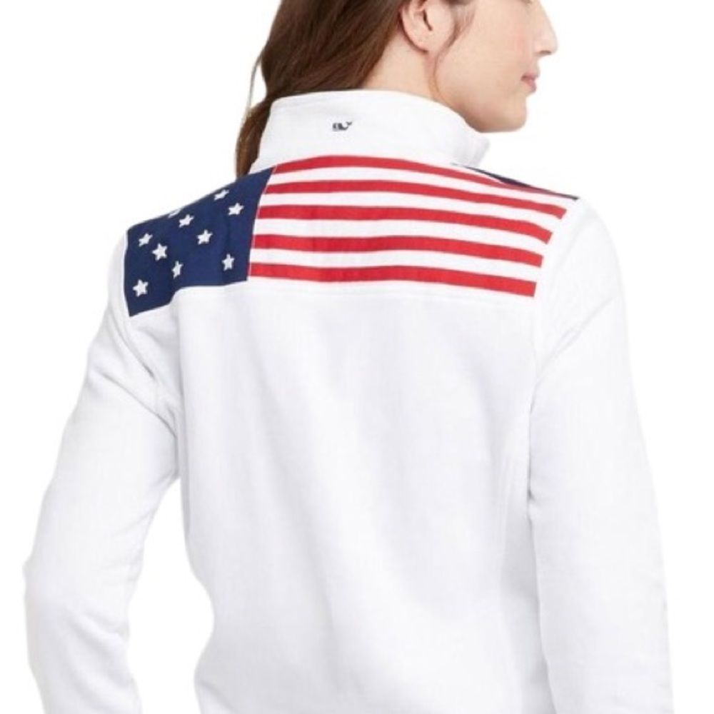 Vineyard Vines American Flag Zip Pullover in White Size Medium